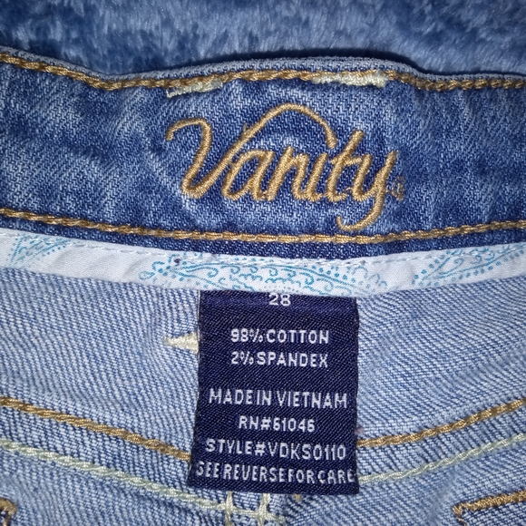 Jean shorts - Picture 3 of 5